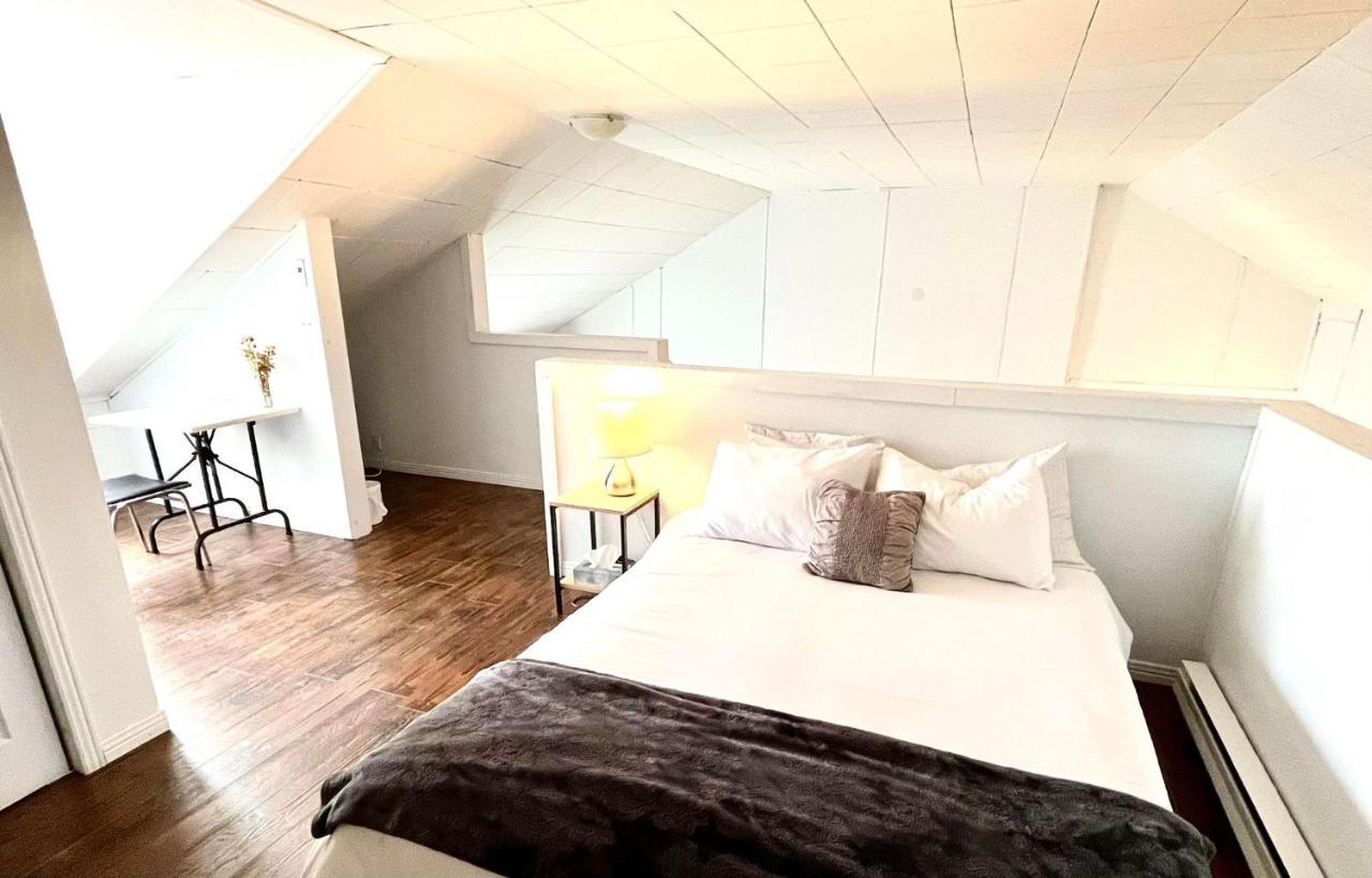 Les appartements du Vieil Édifice Metabetchouan Exterior foto